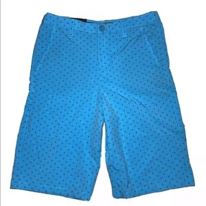Under Armour Youth XL Loose Fit Heatgear Shorts